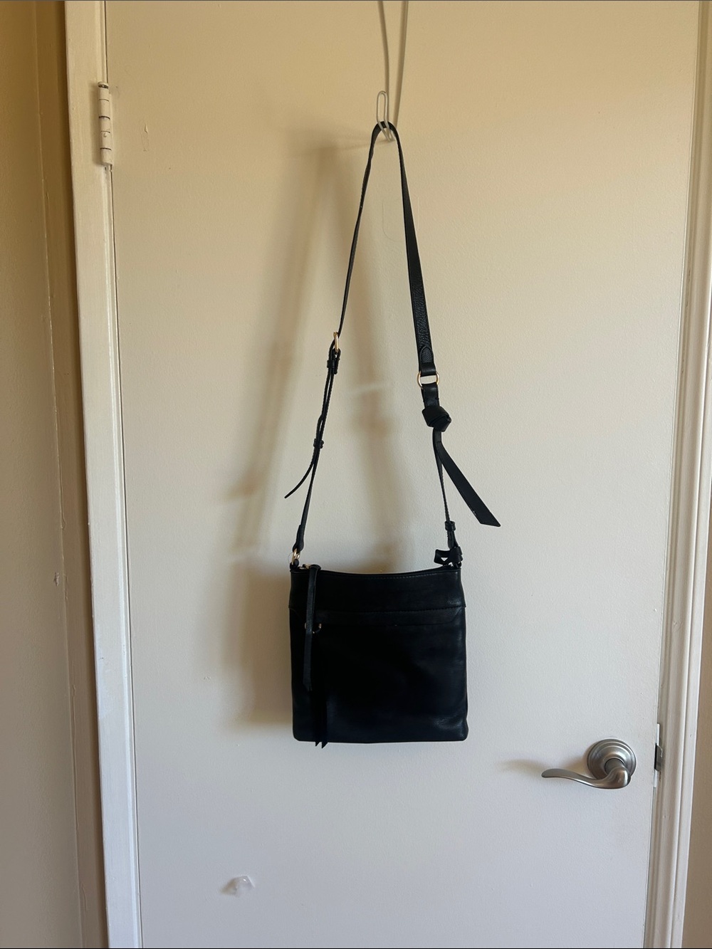Vince Camuto Black Leather cross body bag
